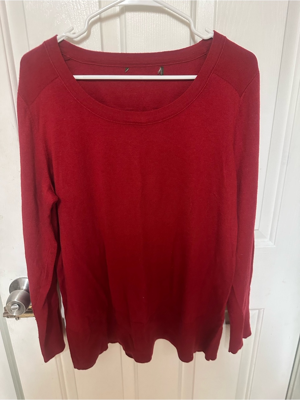 H&M Women’s Red Long-Sleeve Boatneck Sweater - XL